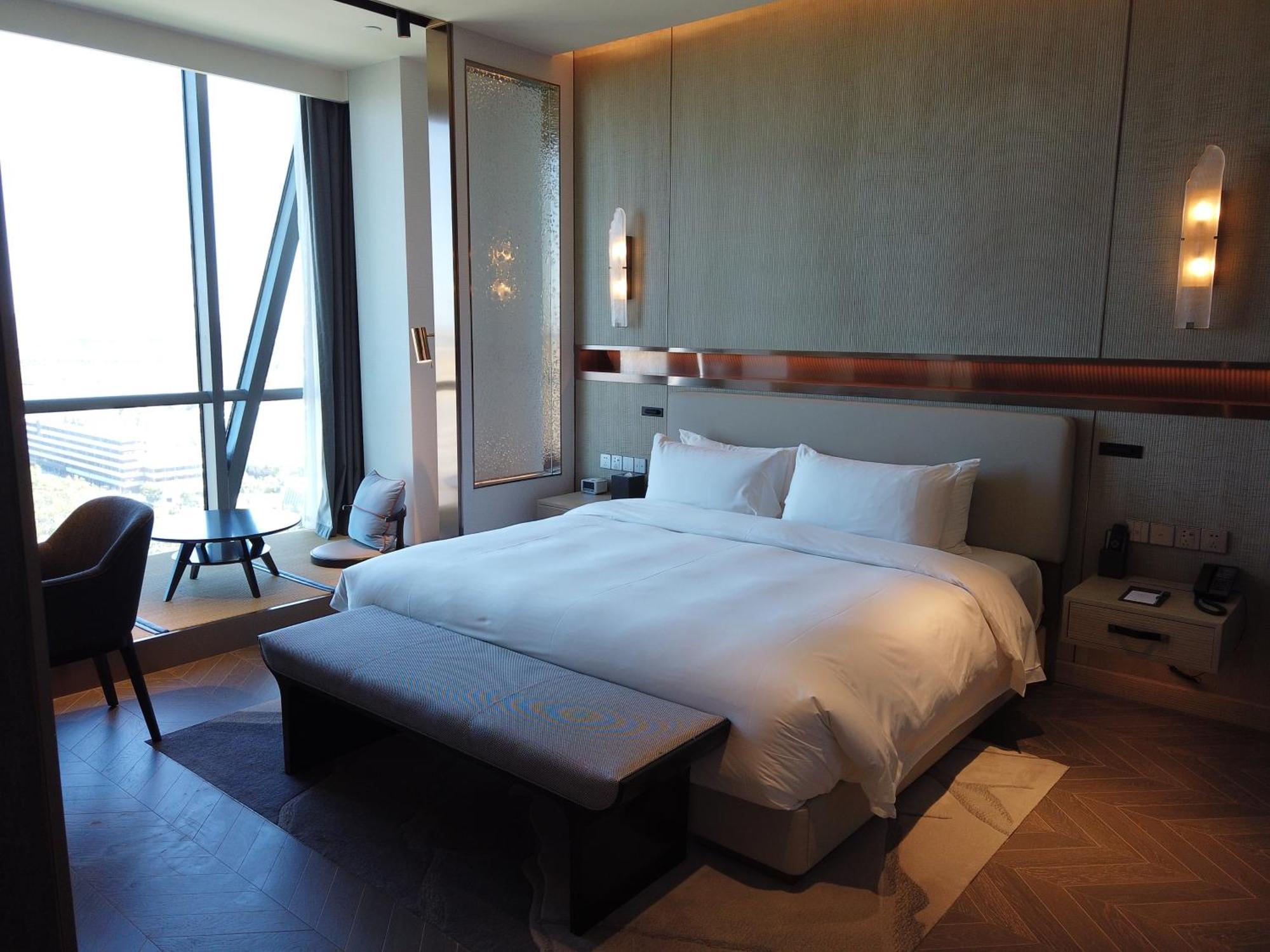 L+Snow Supreme Hotel Sanghaj Kültér fotó